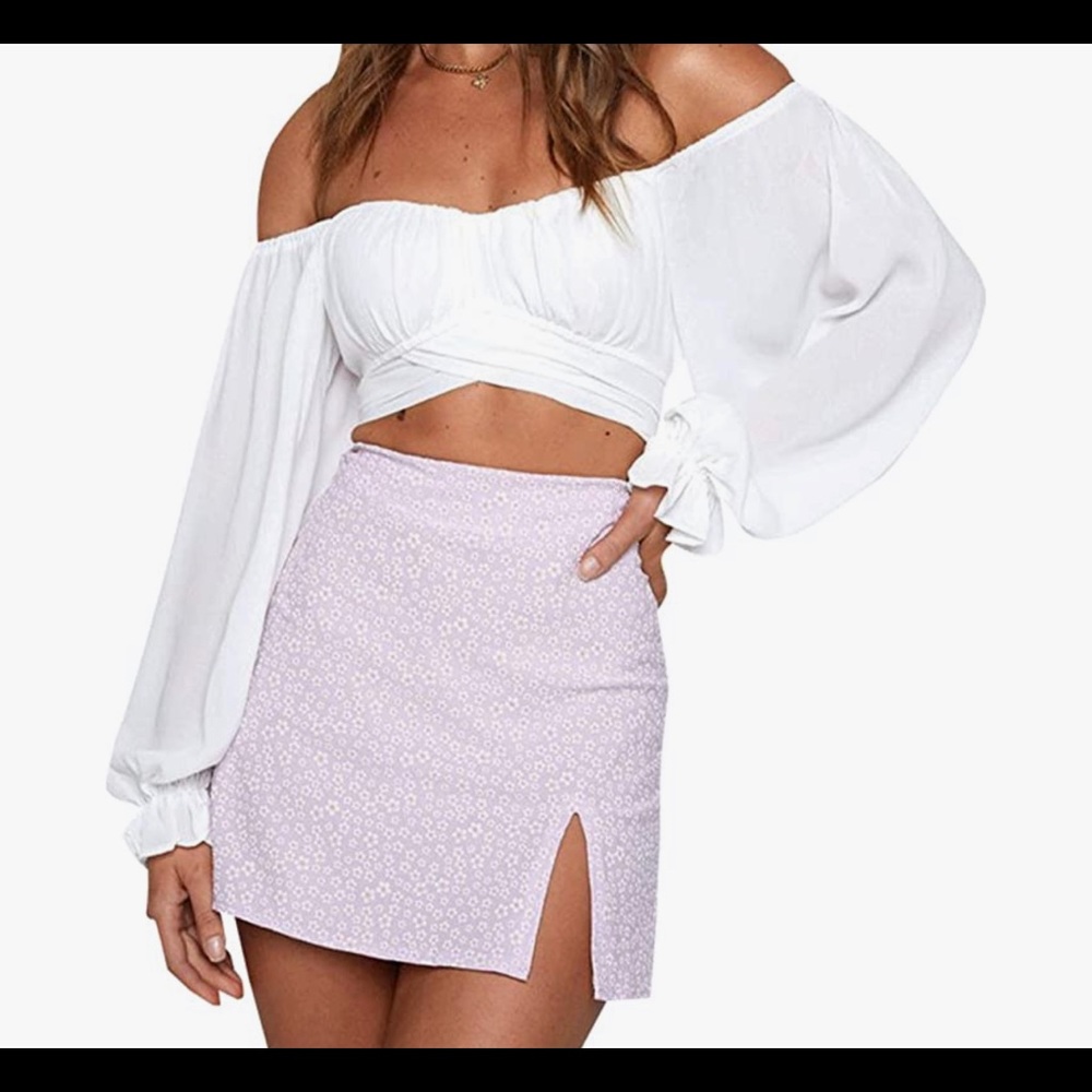 White long sleeve crop top